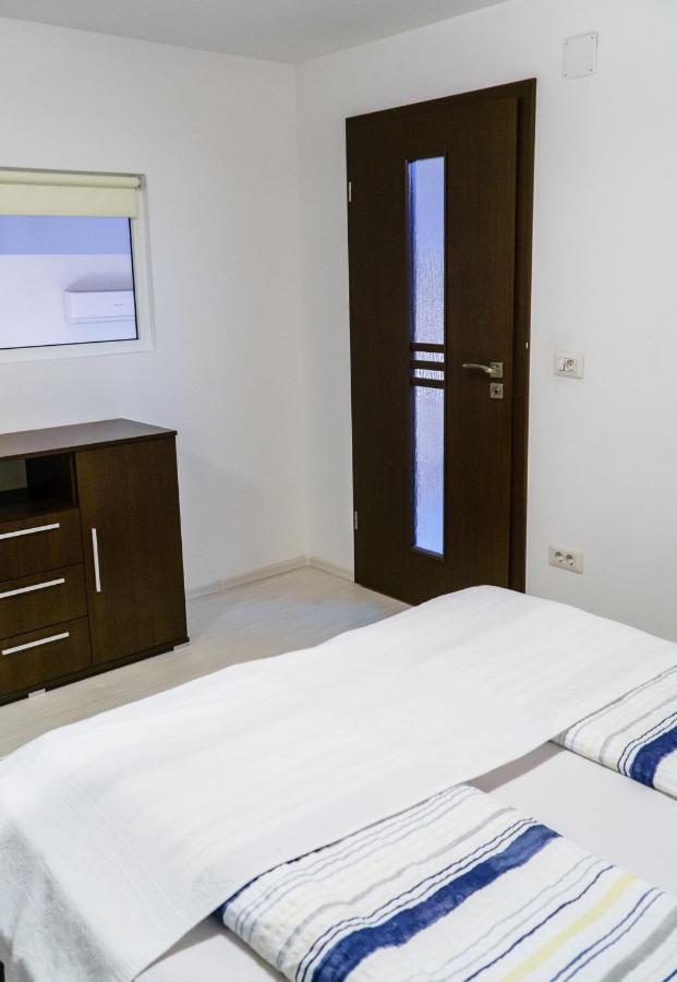 Vila Carolina Apulum Villa Alba Iulia Exterior foto
