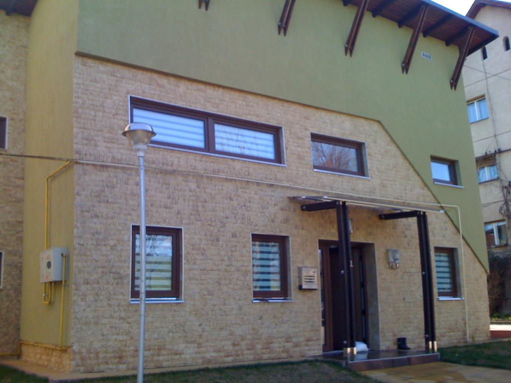 Vila Carolina Apulum Villa Alba Iulia Exterior foto